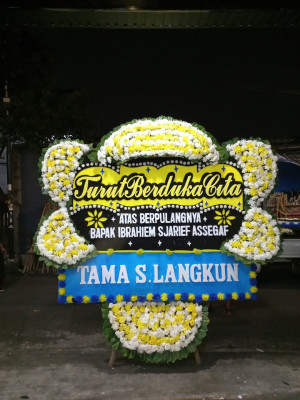 Papan Bunga Duka di Babakan